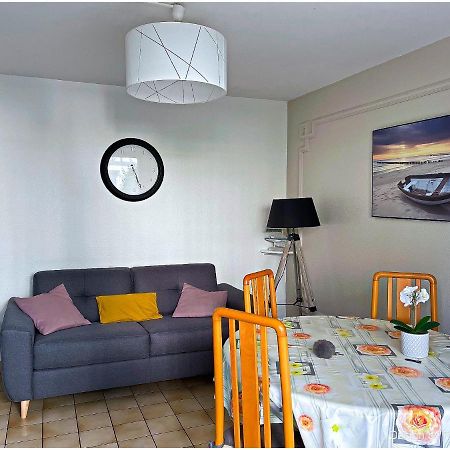 Cabourg, Appartement plain pied avec terrasse accès direct à la plage Esterno foto