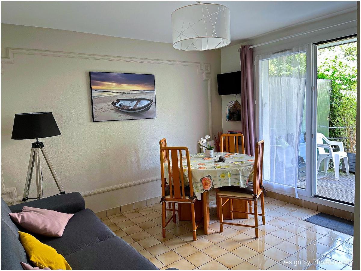 Cabourg, Appartement plain pied avec terrasse accès direct à la plage Esterno foto